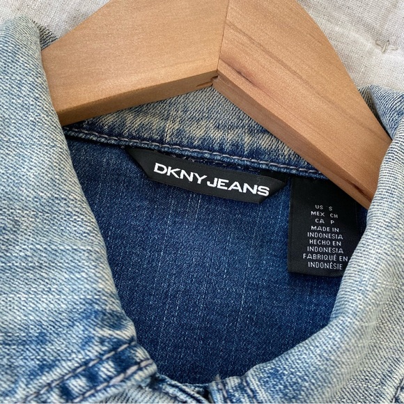 {DKNY JEANS} Denim Jacket Size S - Picture 14 of 16
